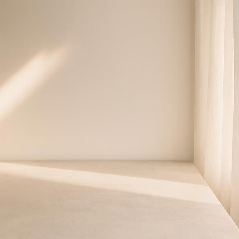 Kako slojevati serume, kreme i SPF u jutarnjoj rutinu