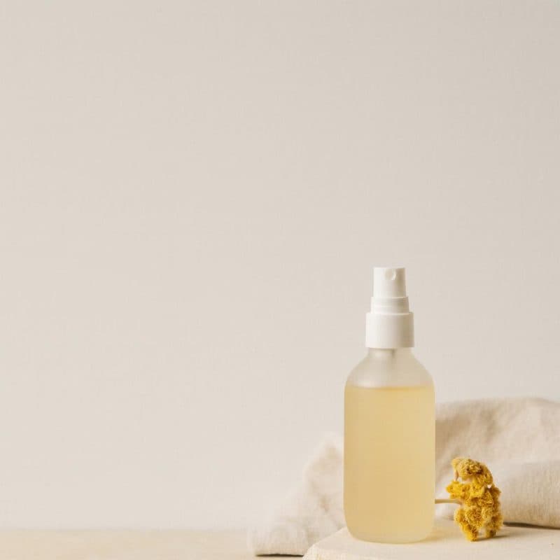 Tonik za lice: smilje i hidrolati za umirenje i toniranje